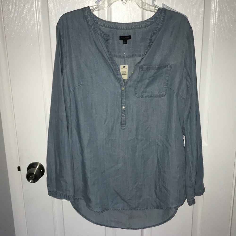 🍄FINAL PRICE🍄 NEW Denim Button Down Top